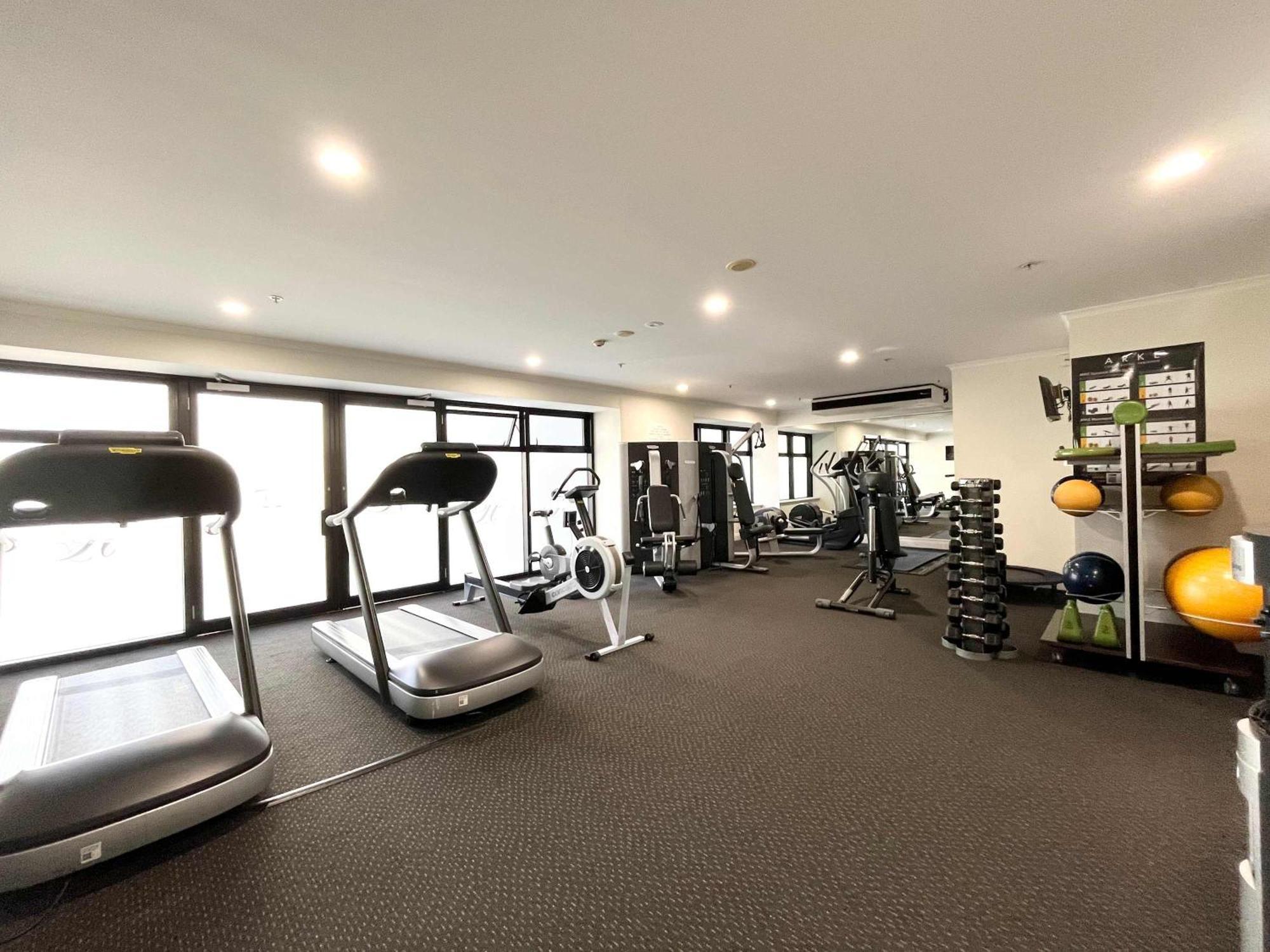 Highrise Studio Apartment W/ Ac, Pool & Gym In Auckland Cbd Zewnętrze zdjęcie
